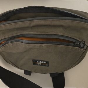 Trakke Largo Sling Olive: really nice high end look & feel
